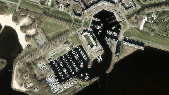 Luchtfoto van Almere-Haven