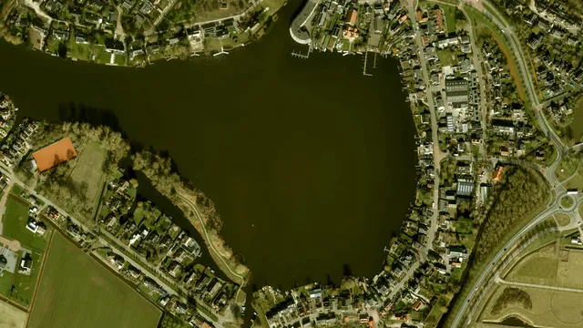 Luchtfoto van Binnenbedijkte Maas