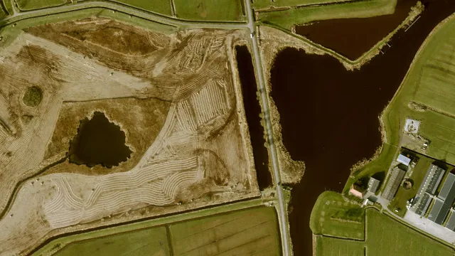 Luchtfoto van Bokkumermeer