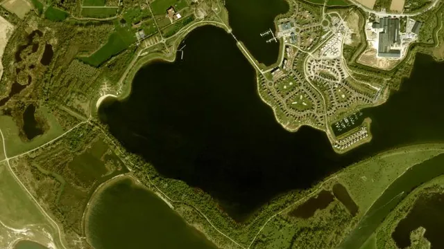Luchtfoto van De Grote Hegge