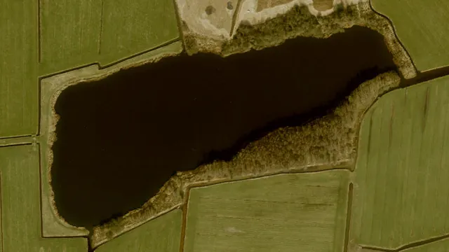 Luchtfoto van Driesumermeer