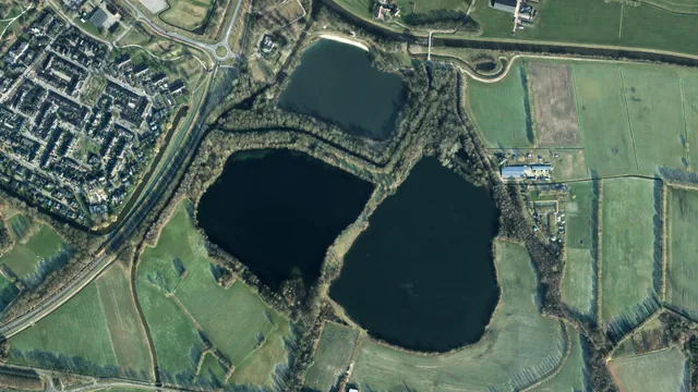 Luchtfoto van Hambroekplas