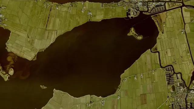Luchtfoto van Heegermeer