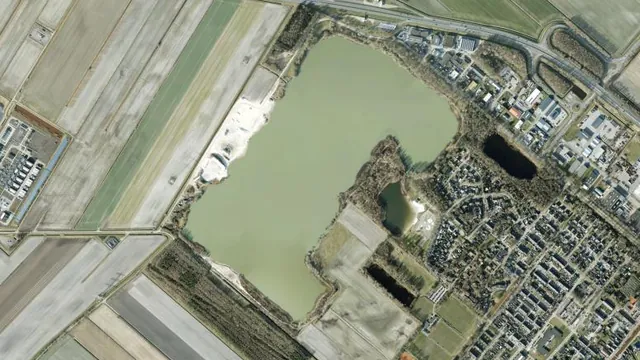 Luchtfoto van Heeresveld