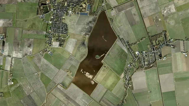 Aerial view of Hondshalstermeer