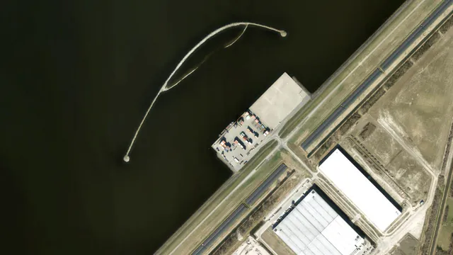 Luchtfoto van IJsselmeer|Flevokust Haven