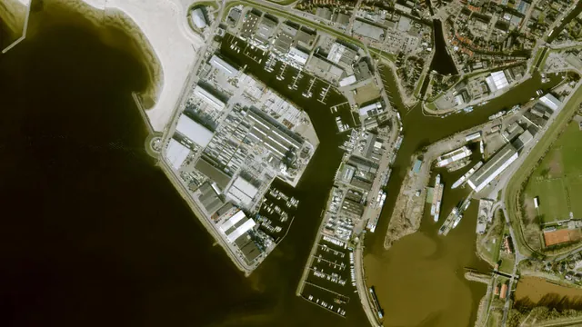 Luchtfoto van Industriehaven