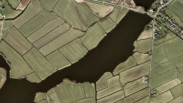 Luchtfoto van Kerk Ae