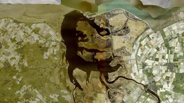 Luchtfoto van Lauwersmeer