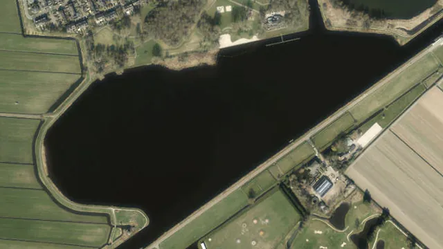 Luchtfoto van Molenplas