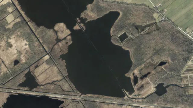 Luchtfoto van Naardermeer