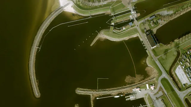 Luchtfoto van Nieuwe Voorhaven