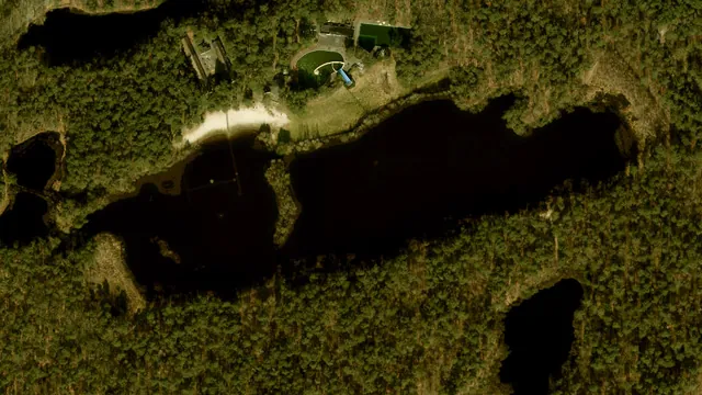Luchtfoto van Staalbergven