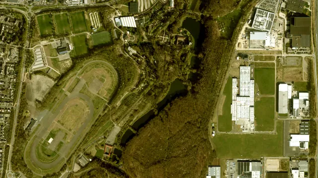Luchtfoto van Strijthagerbeek