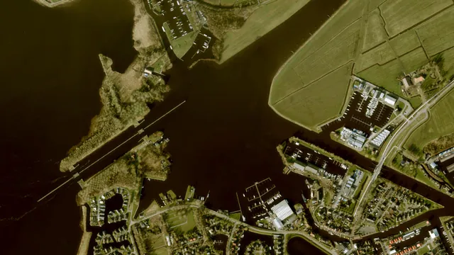 Luchtfoto van Terhornstermeer