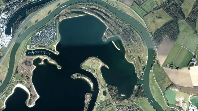 Luchtfoto van Valeplas