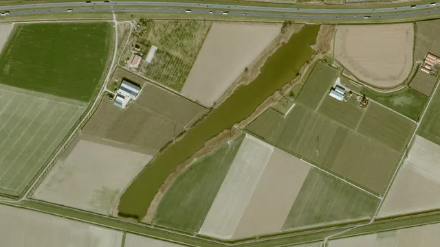 Luchtfoto van Vinkenissekreek
