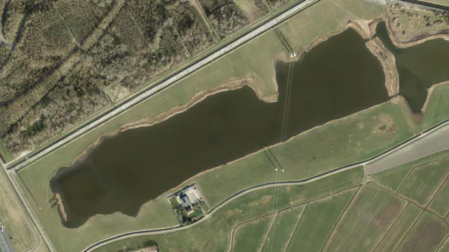 Luchtfoto van Westhoffplas