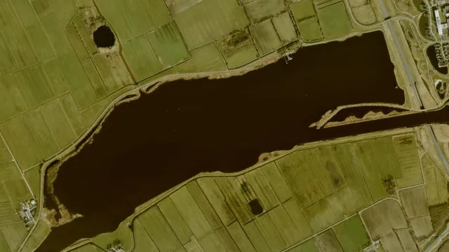 Luchtfoto van Wijde Ee