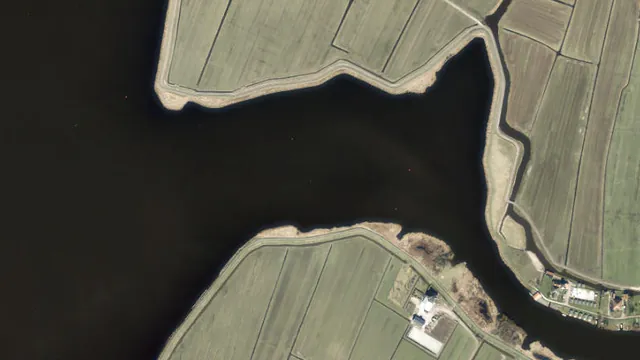 Luchtfoto van Wijde Stierop