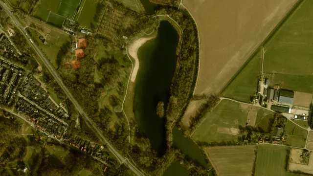 Luchtfoto van Wylerbergmeer